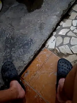 Snapshot of SALCEDO_041198 chatting on 09/22/25, 07:21 SALCEDO 041198 online show from 09/22/25, 07:21