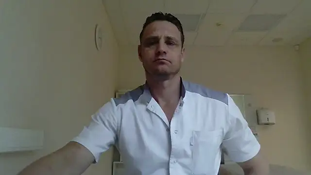 Snapshot of Freeze_Fire chatting on 10/10/25, 05:17 Freeze Fire online show from 10/10/25, 05:17