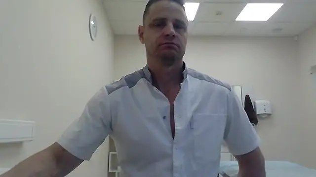 Snapshot of Freeze_Fire chatting on 10/21/25, 05:52 Freeze Fire online show from 10/21/25, 05:52