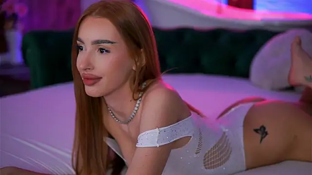 ClaraBenatti online show from 02/17/26, 07:20