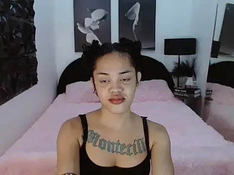 Yuriidelaveigne online show from 11/09/25, 08:34