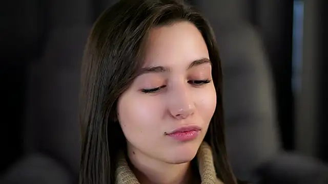 LettySlovacek online show from 10/10/25, 02:32