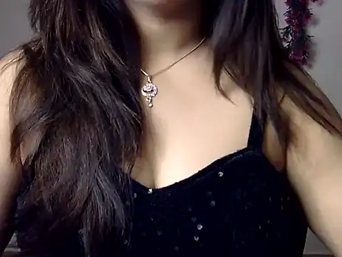 Aaliya02 online show from 06/17/26, 11:38