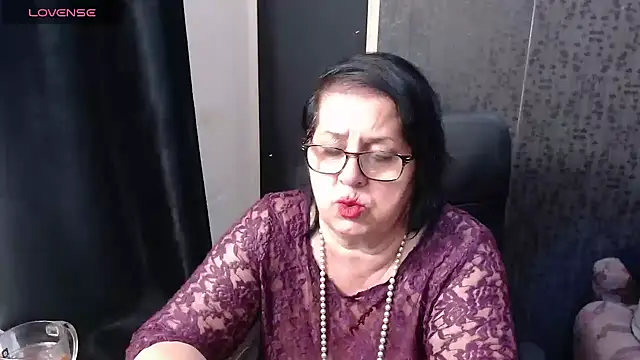 MissSanjanne online show from 04/18/26, 06:56