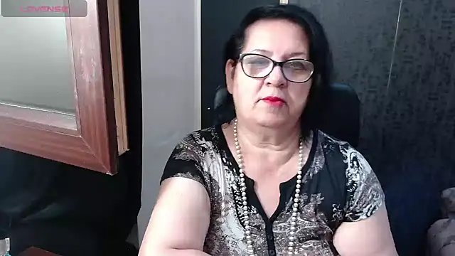 MissSanjanne online show from 06/16/26, 11:18