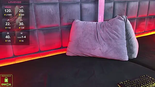 RobertDevine online show from 04/29/26, 04:11