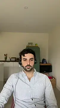 Snapshot of eauminerale chatting on 03/09/26, 09:57 eauminerale online show from 03/09/26, 09:57