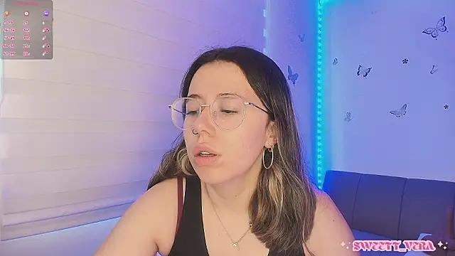 sweettvera online show from 03/28/26, 01:43