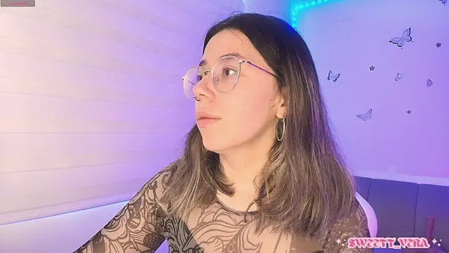 sweettvera online show from 04/14/26, 01:39