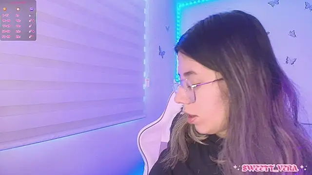 Snapshot of sweettvera chatting on 04/28/26, 12:32 sweettvera online show from 04/28/26, 12:32
