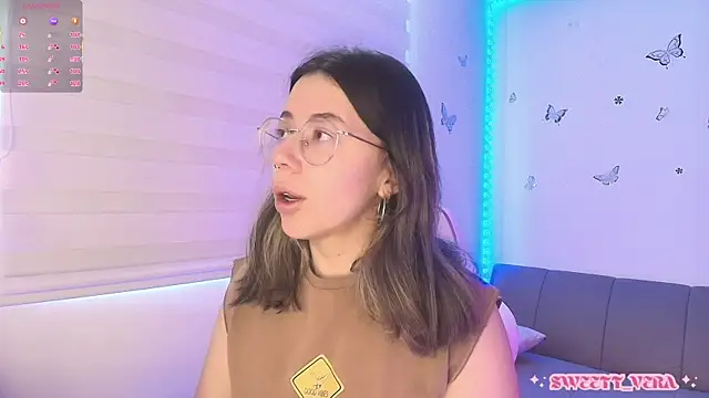 Snapshot of sweettvera chatting on 05/05/26, 12:46 sweettvera online show from 05/05/26, 12:46