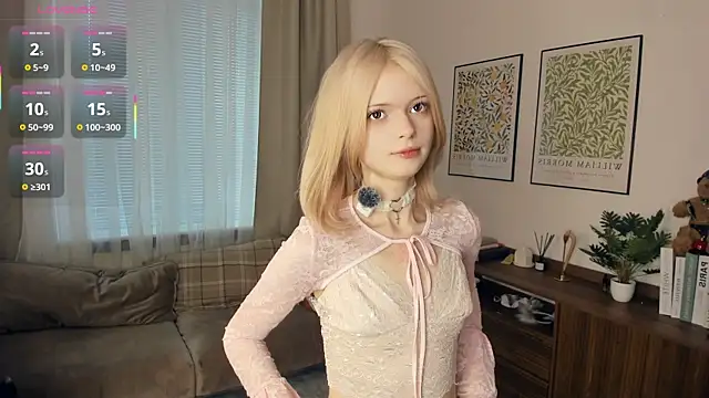 LaureMestler online show from 11/23/25, 07:41