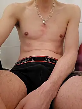 Chrisou73 online show from 02/04/26, 05:08