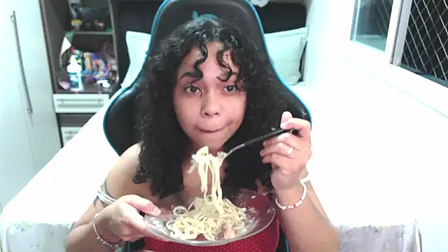 sweetamy326 online show from 07/02/26, 10:16