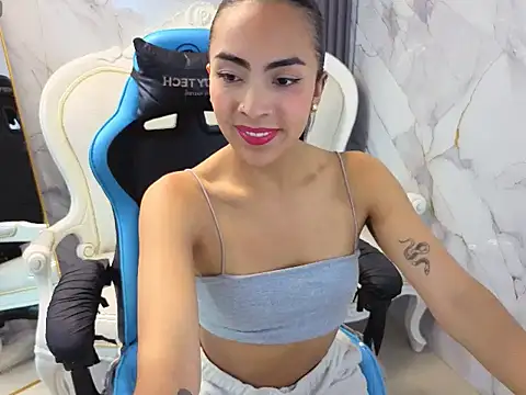 Katyrider a online show from 10/05/25, 01:42