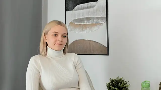 KelleDomin online show from 09/26/25, 02:21