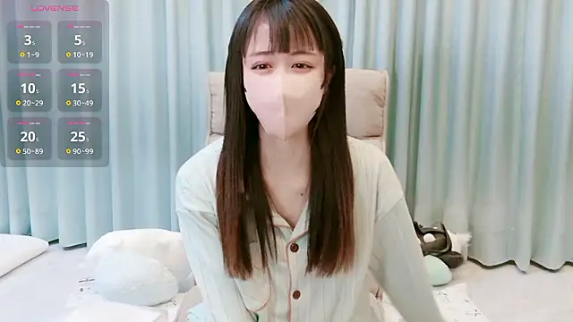 Snapshot of Misaki_xe_ chatting on 11/08/25, 03:34 Misaki xe online show from 11/08/25, 03:34