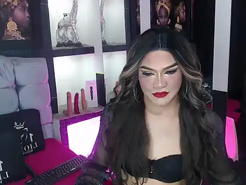 Sophia hott01 online show from 10/14/25, 02:12