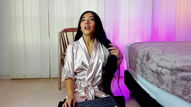 Mariana Kalo online show from 04/28/26, 01:16