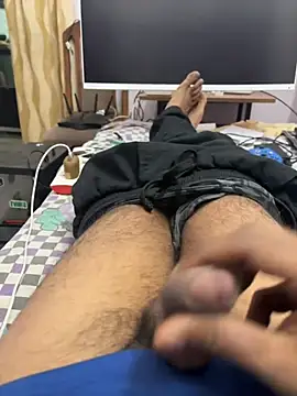 slaveboi9876 online show from 12/16/25, 03:44