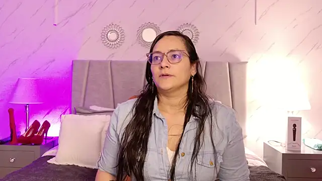 Snapshot of Michell_Monet chatting on 05/12/26, 12:02 Michell Monet online show from 05/12/26, 12:02