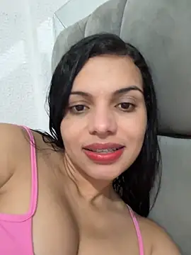 Snapshot of Anavalle chatting on 05/19/26, 11:22 Anavalle online show from 05/19/26, 11:22
