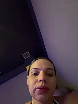 Snapshot of Anavalle chatting on 06/03/26, 06:35 Anavalle online show from 06/03/26, 06:35