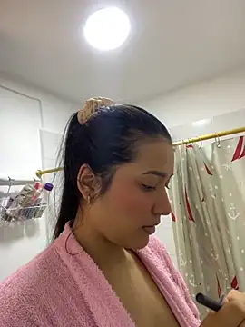 IsabellaJoness  online show from 10/11/25, 11:42