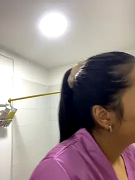 IsabellaJoness  online show from 11/04/25, 11:09