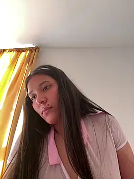 IsabellaJoness  online show from 11/08/25, 12:27