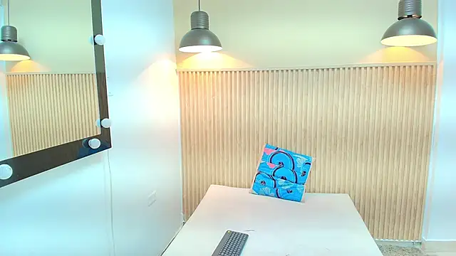 Frayhot777 online show from 02/06/26, 08:23