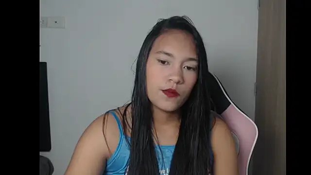 IsabellaSmith11 online show from 10/06/25, 05:10