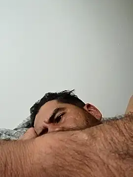 Snapshot of theking1_1 chatting on 01/08/26, 05:10 theking1 1 online show from 01/08/26, 05:10