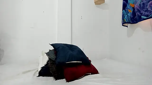 isabella ma2 online show from 10/14/25, 03:02