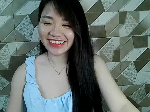 Snapshot of Ara4865 chatting on 10/02/25, 04:58 Ara4865 online show from 10/02/25, 04:58