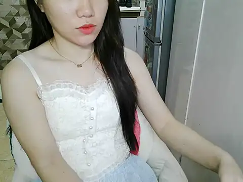 Snapshot of Ara4865 chatting on 10/30/25, 01:45 Ara4865 online show from 10/30/25, 01:45