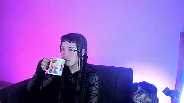 kitty  chs online show from 10/11/25, 12:15