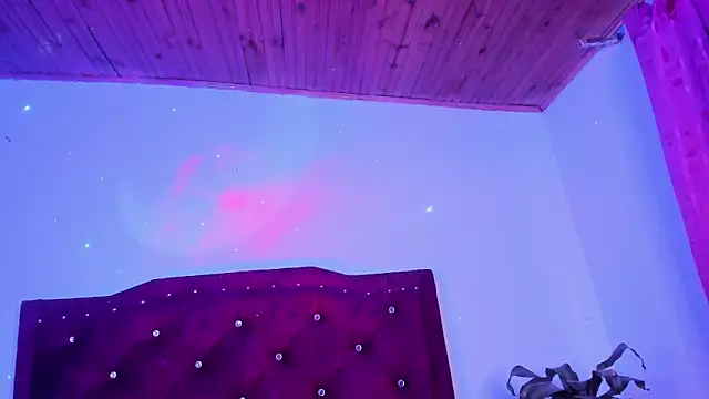 kitty  chs online show from 02/13/26, 03:08