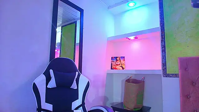 lala clark online show from 09/29/25, 12:54