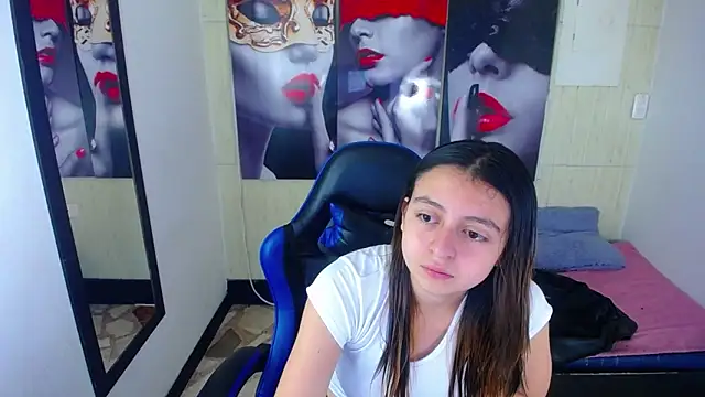 lala clark online show from 11/15/25, 12:45