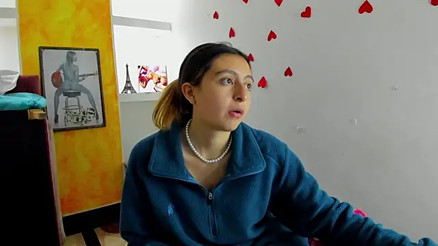 lala clark online show from 03/04/26, 08:48