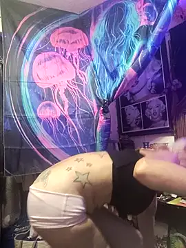 blondebarbiebae online show from 11/15/25, 04:54