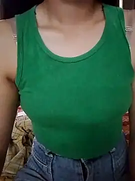 Snapshot of Lover-loverxx chatting on 09/30/25, 01:32 Lover-loverxx online show from 09/30/25, 01:32