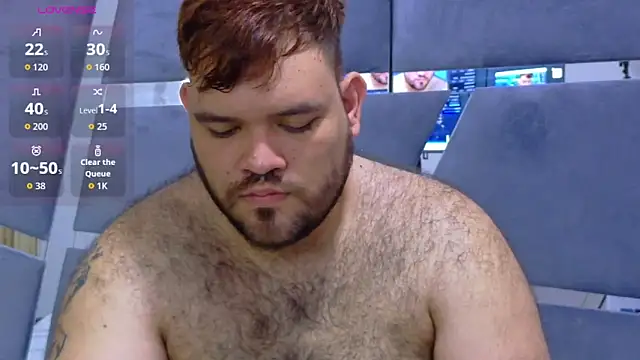 big bearr online show from 11/11/25, 09:04