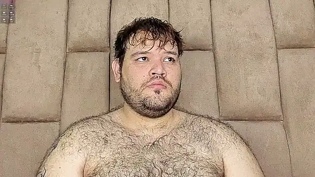 Snapshot of big_bearr chatting on 05/29/26, 03:26 big bearr online show from 05/29/26, 03:26