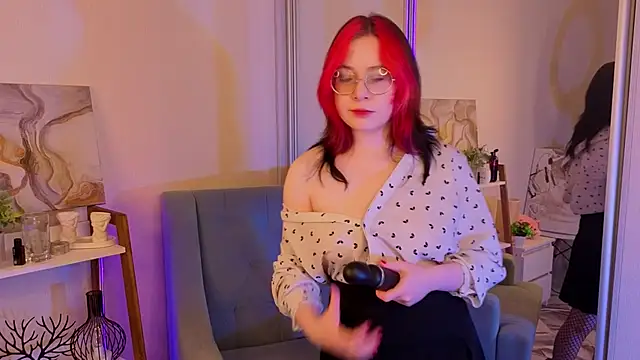 NyamNyamNyammm online show from 12/05/25, 05:09