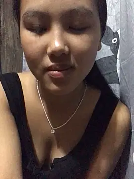 Mai lovely online show from 10/30/25, 04:08