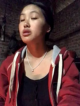 Mai lovely online show from 11/03/25, 11:48