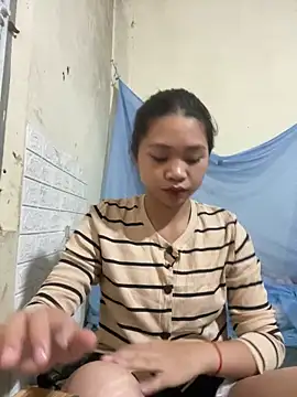 Mayy1 online show from 06/05/26, 03:13
