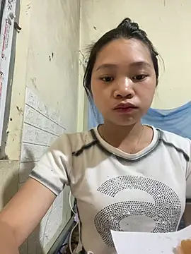 Snapshot of Mayy1 chatting on 06/25/26, 02:11 Mayy1 online show from 06/25/26, 02:11